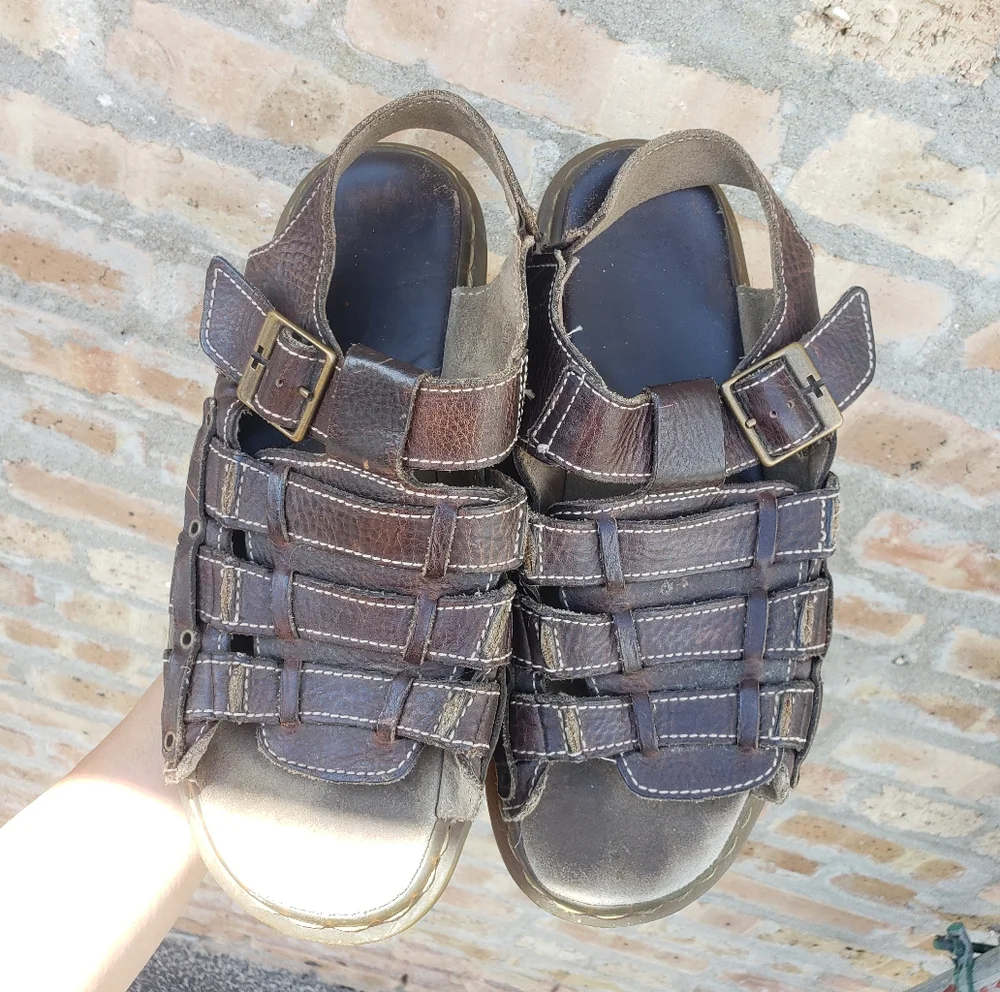 Dr Doc Martens Sandals Men's 11 US Y2K Brown Leather Fisherman Buckle 12614